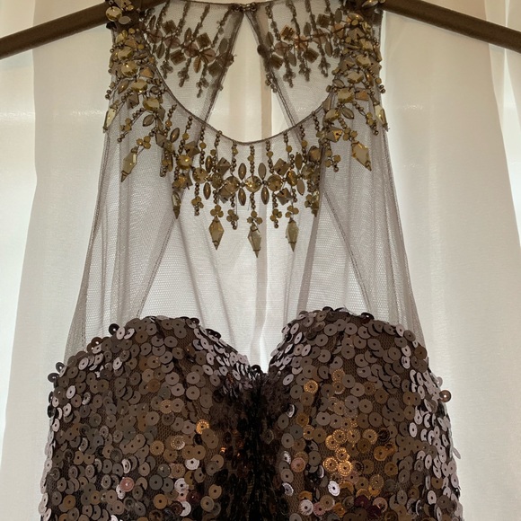 Size 4 Grey/silver Sequin Dress - Picture 2 of 4